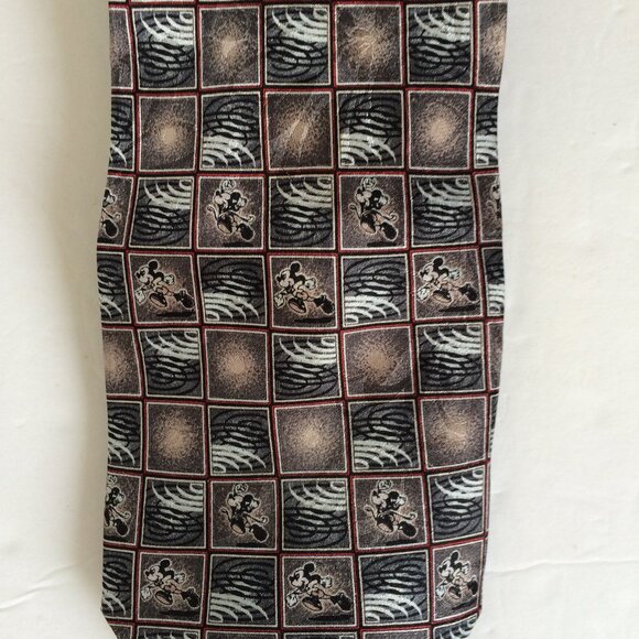 Disney Mickey Unlimited Mickey Mouse Print Mens Tie 100 % Silk Multicolor - Picture 2 of 6